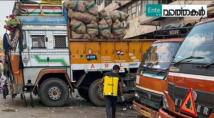 ചരക്കുനീക്കം സുഗമമാക്കാന്‍ അന്‍പതിനായിരം വെഹിക്കിള്‍ പാസ്; അവശ്യസാധനങ്ങള്‍ അല്ലാത്തവയും കൊണ്ടുപോകാം