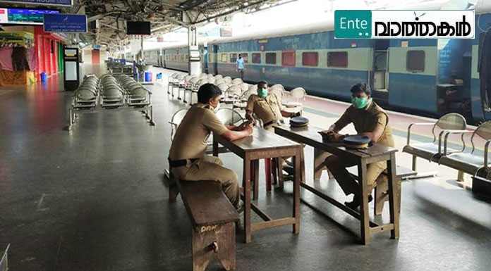 നിയന്ത്രണങ്ങള്‍ തുടരണം; ലോക്ക്ഡൗണ്‍ നാല് ഘട്ടമായി പിന്‍വലിച്ചാല്‍ മതിയെന്നും യുഡിഎഫ് ഉപസമിതി റിപ്പോര്‍ട്ട്