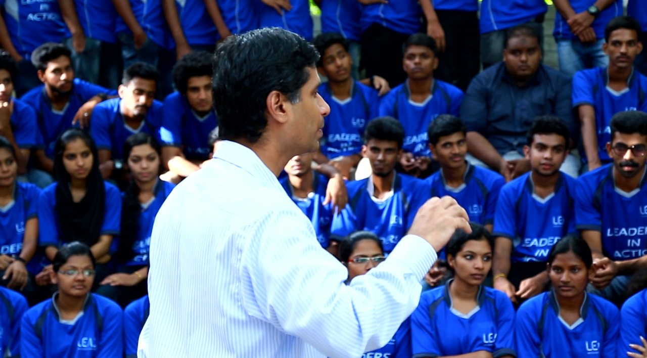 സംരംഭക വഴിയിൽ വിദ്യാർത്ഥികൾ: തൊമ്മനെയും മക്കളെയും ലോകം നോക്കുന്നു
