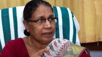 എംസി ജോസഫൈൻ സംസ്ഥാന വനിതാ കമ്മീഷൻ അധ്യക്ഷ സ്ഥാനം രാജിവെച്ചു