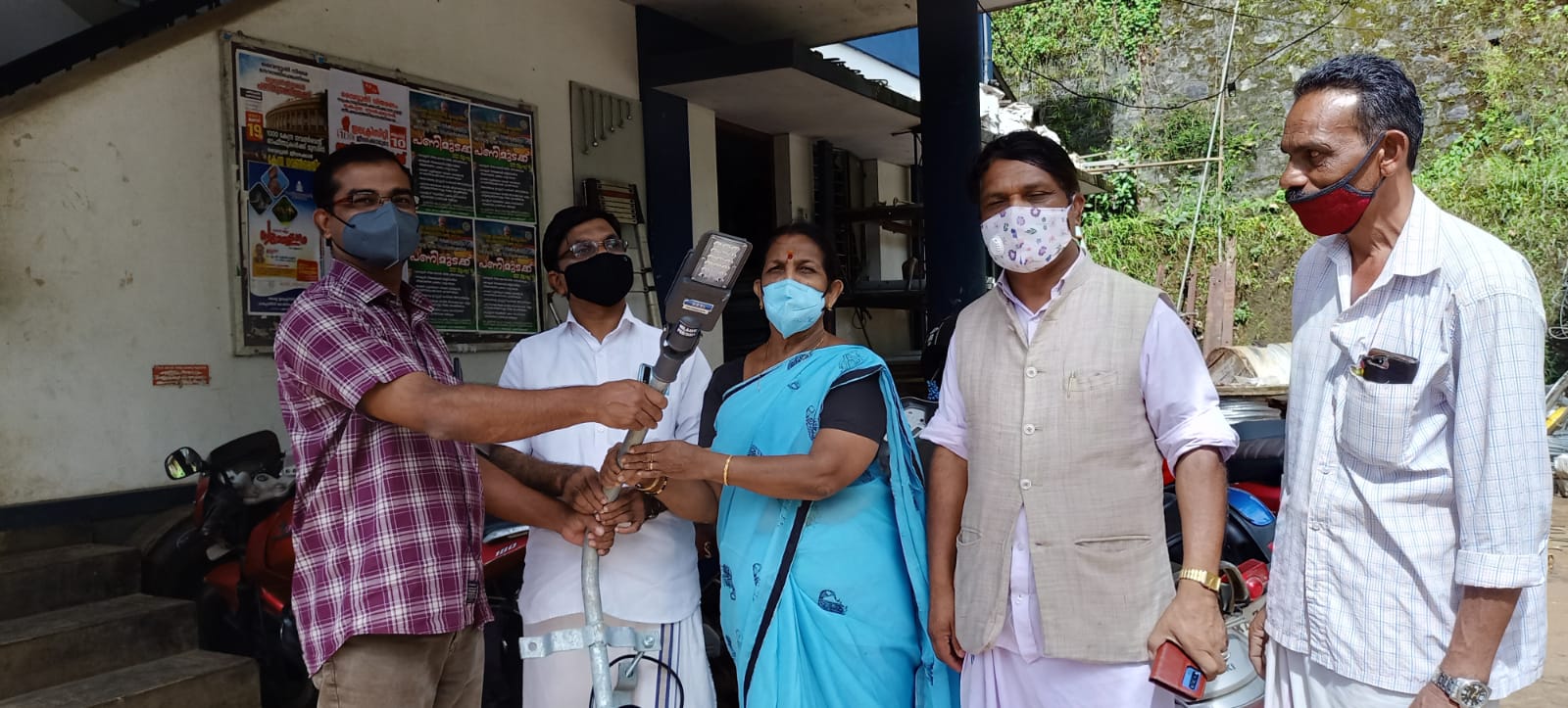 മാനന്തവാടി നഗരസഭ “നിലാവ് ” പദ്ധതിക്ക് തുടക്കം കുറിച്ചു