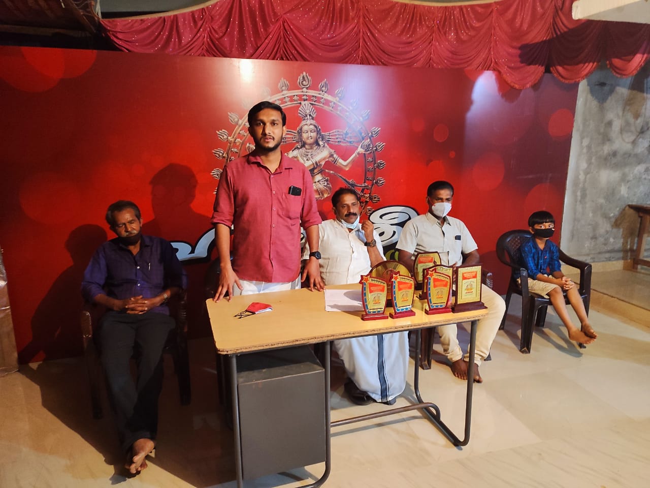 വിവിധ മേഖലകളിൽ മികവ് തെളിയിച്ചവരെ ആദരിച്ചു