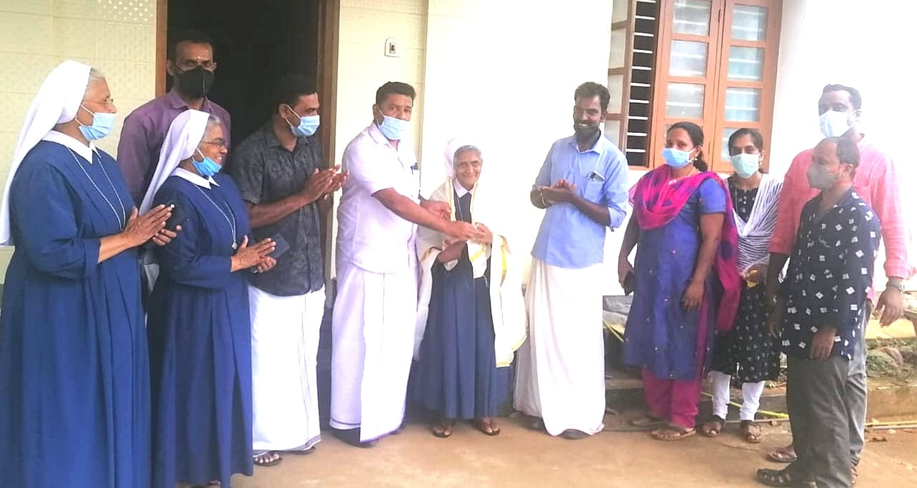 വയോജനദിനം; സമര്‍പ്പണ മനസിന് പാലിയേറ്റീവ് കൂട്ടായ്മയുടെ ആദരം