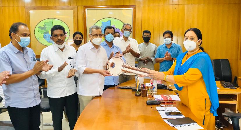 പുത്തുമല ഹർഷംപദ്ധതി;പീപ്പിൾസ് ഫൗണ്ടേഷൻ വീടുകൾ കൈമാറി