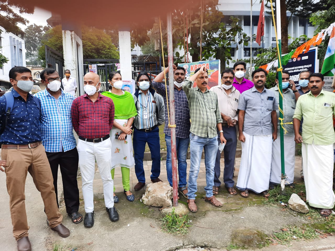 കെ-റെയിൽ സഹസ്രകോടികൾ കൊള്ള നടത്താനുള്ള പദ്ധതി: കെ.സുരേന്ദ്രൻ