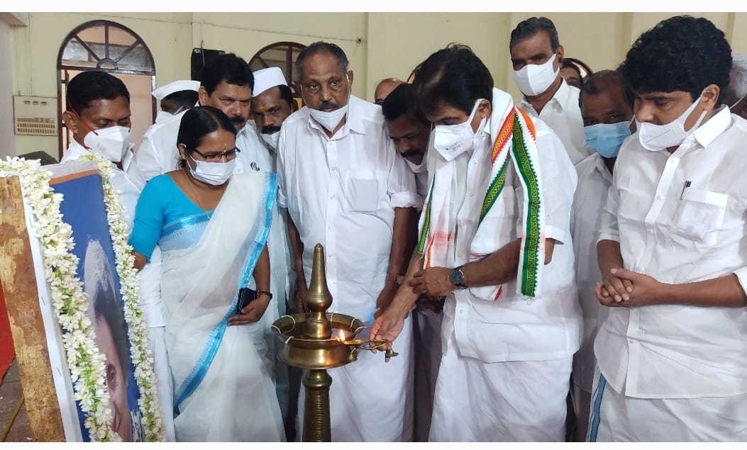 ഇന്ദിരാഗാന്ധിയുടെ ചരമവാര്‍ഷികം; വയനാട്  ഡി.സി.സി.അനുസ്മരണം സംഘടിപ്പിച്ചു