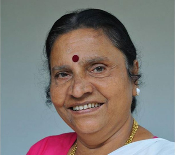 നടി കോഴിക്കോട് ശാരദ അന്തരിച്ചു