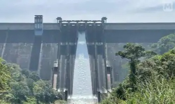 ഇടുക്കി ഡാം തുറന്നു; സെക്കൻഡിൽ 40,000 ലിറ്റർ വെള്ളം പുറത്തേക്ക്