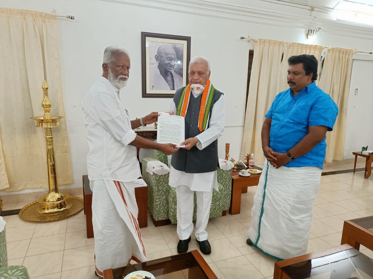 സർക്കാർ പൊലീസിനെ ഉപയോഗിച്ച് ബിജെപിയെ തകർക്കാൻ ശ്രമിക്കുന്നു: കുമ്മനം രാജശേഖരൻ