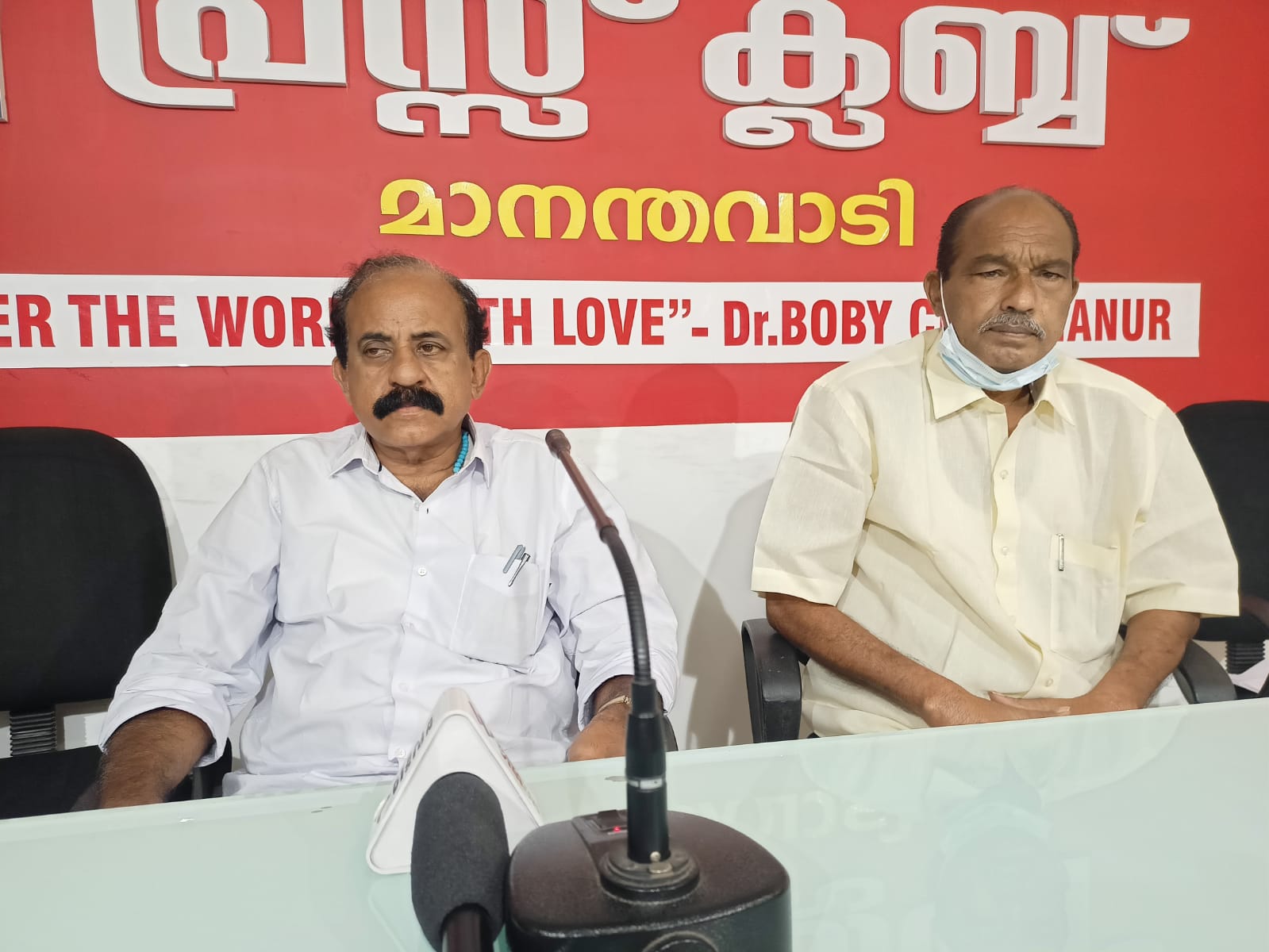മെഡിക്കൽ കോളേജ് ജില്ലയ്ക്ക് ശാപമെന്ന്  എം.സി.സെബാസ്റ്റ്യൻ