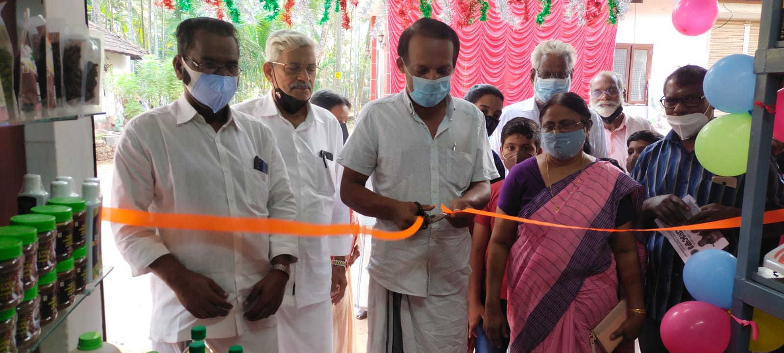 എൻ എം ഡി സി യുടെ ഇരുപത്തിയേഴാമത് ഔട്ട്ലെറ്റ് മണിയൂരിൽ