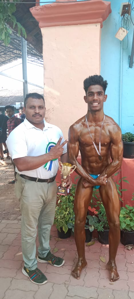 മിസ്റ്റർ കേരള സുബ്ജൂനിയർ വിഭാഗം ബ്രോൻസ് മെഡൽ കരസ്ഥമാക്കി അഭിജിത്ത് ബിജു