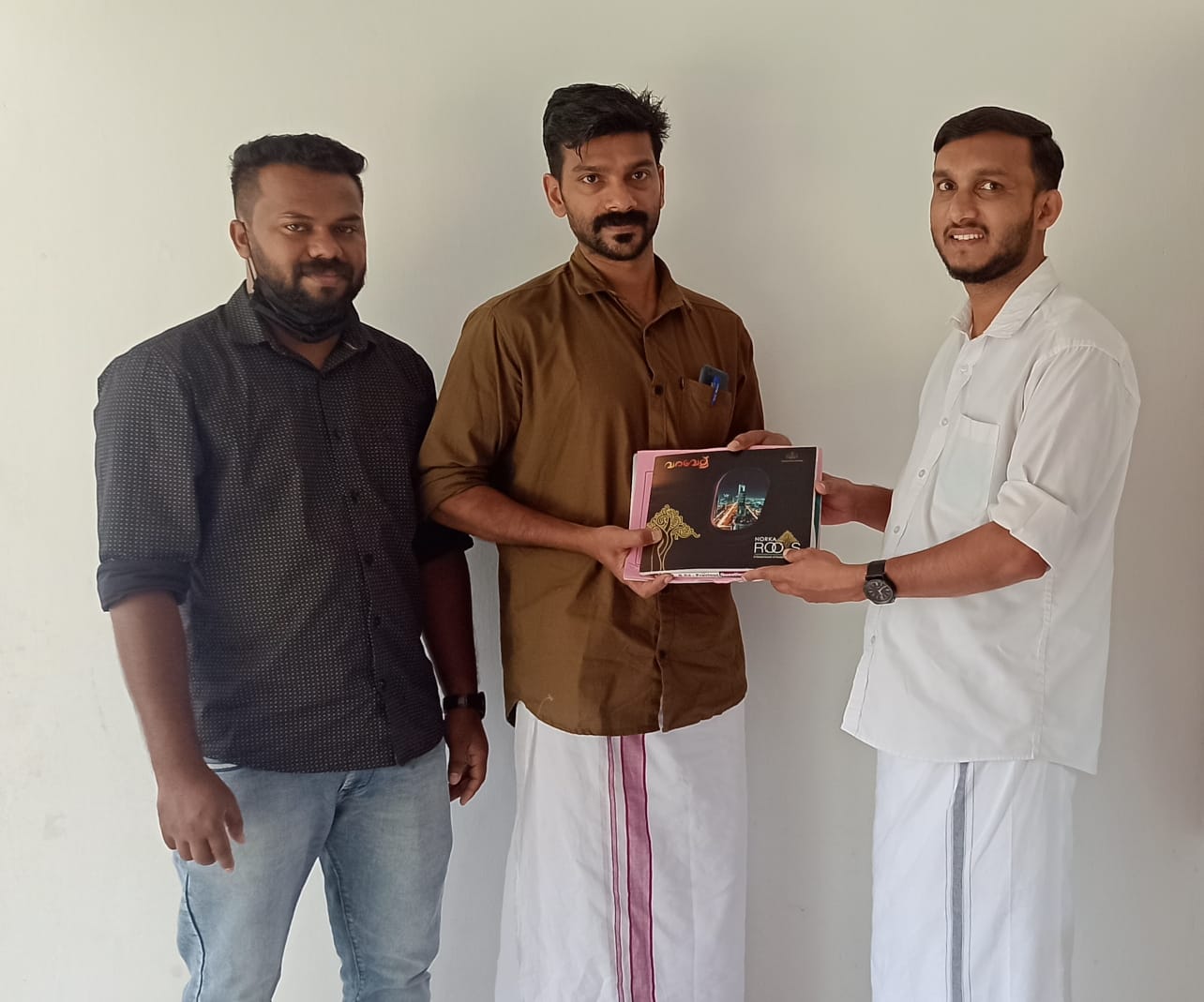 ‘100 ഗ്രന്ഥശാലകൾ’ സർഗ്ഗ ഗ്രന്ഥാലയം പുസ്തക സമാഹരണം 