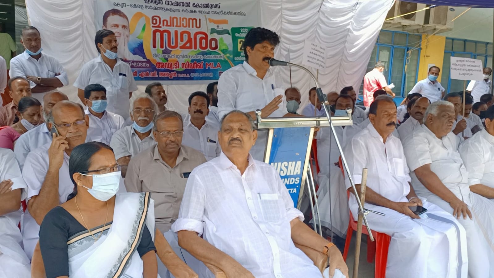 കര്‍ഷകരെ തെരുവിലേക്കിറക്കാന്‍ അനുവദിക്കില്ല: അഡ്വ. ടി സിദ്ദിഖ്
