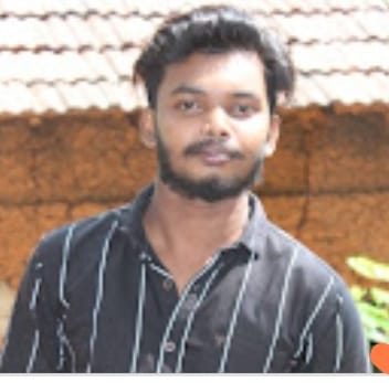 നിയന്ത്രണം വിട്ട ബൈക്ക് മറിഞ്ഞു യുവാവ് മരിച്ചു