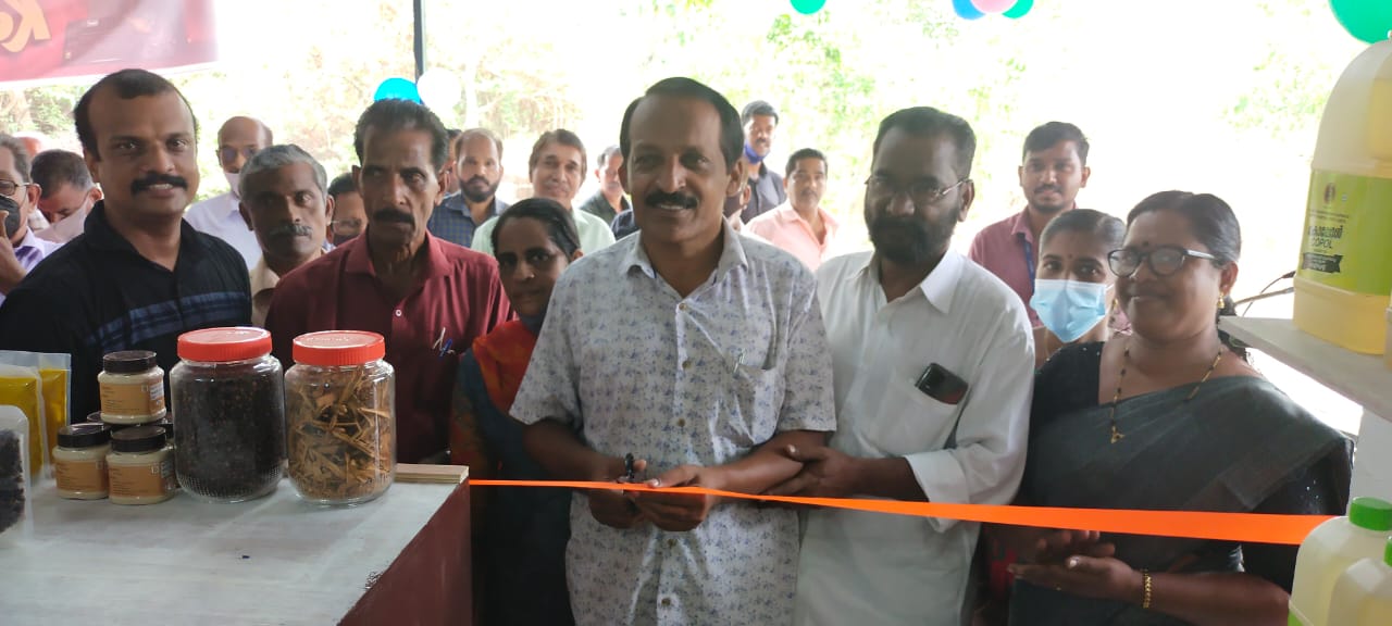 മണിയൂർ തുറശ്ശേരി മുക്കിൽ എൻ.എം.ഡി.സി. വിൽപ്പന കേന്ദ്രം തുടങ്ങി