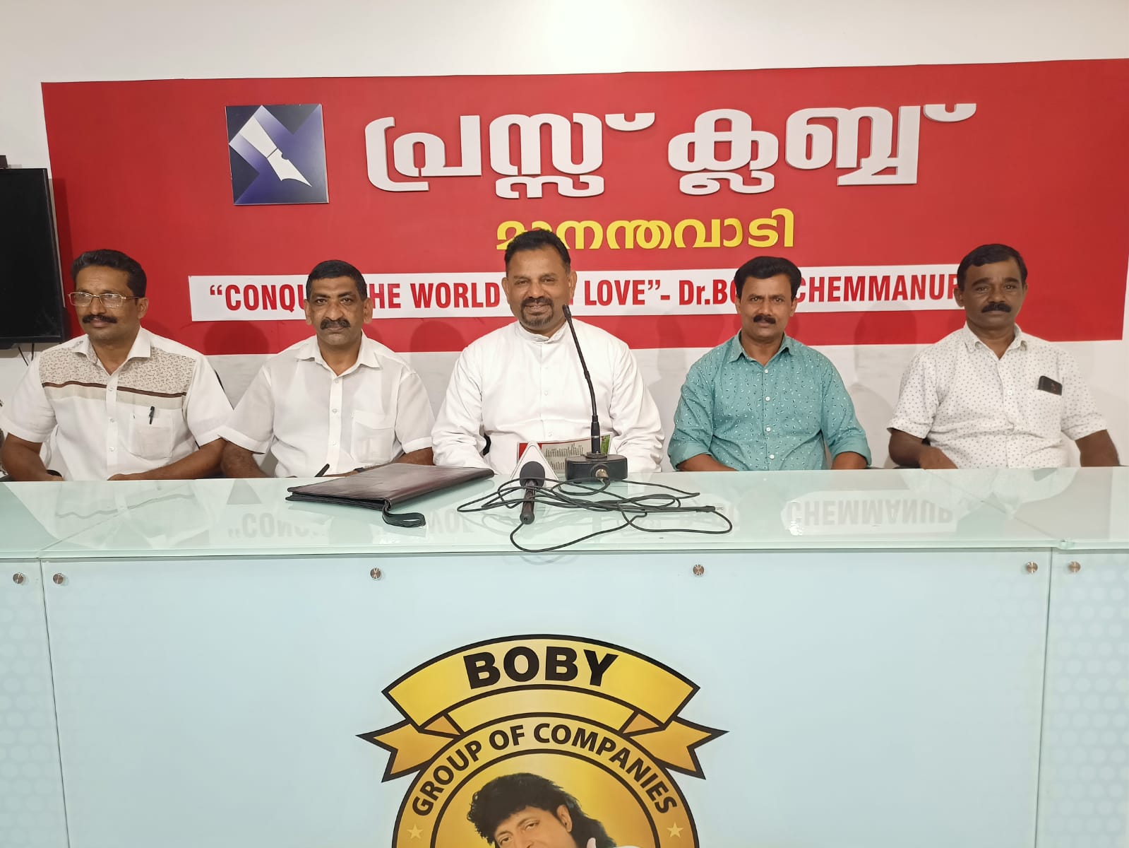 പുളിഞാൽ ഇടവകയിൽ ജൂബിലി ആഘോഷവും തിരുനാളും തുടങ്ങി