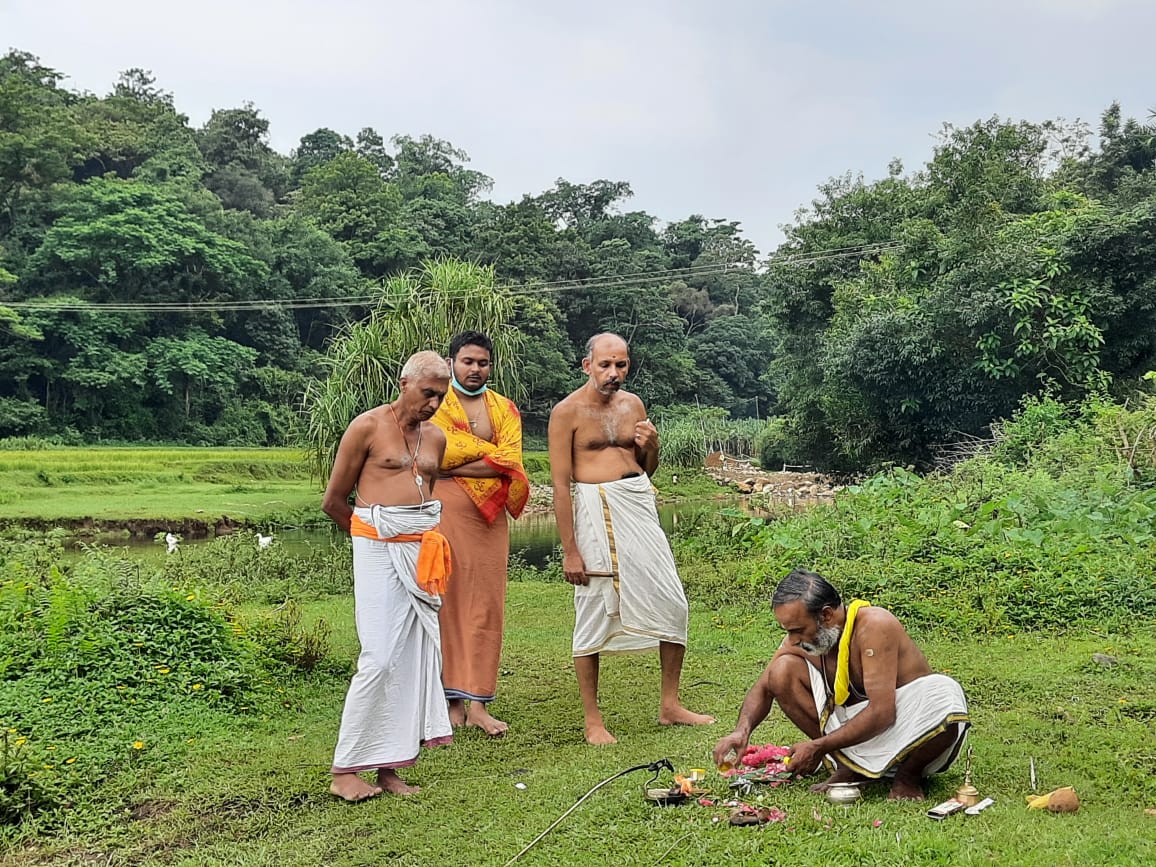 തിരുനെല്ലിയില്‍നിന്ന് കൊട്ടിയൂരിലേക്ക് ‘ഭൂതത്തെ പറഞ്ഞയച്ചു’ 