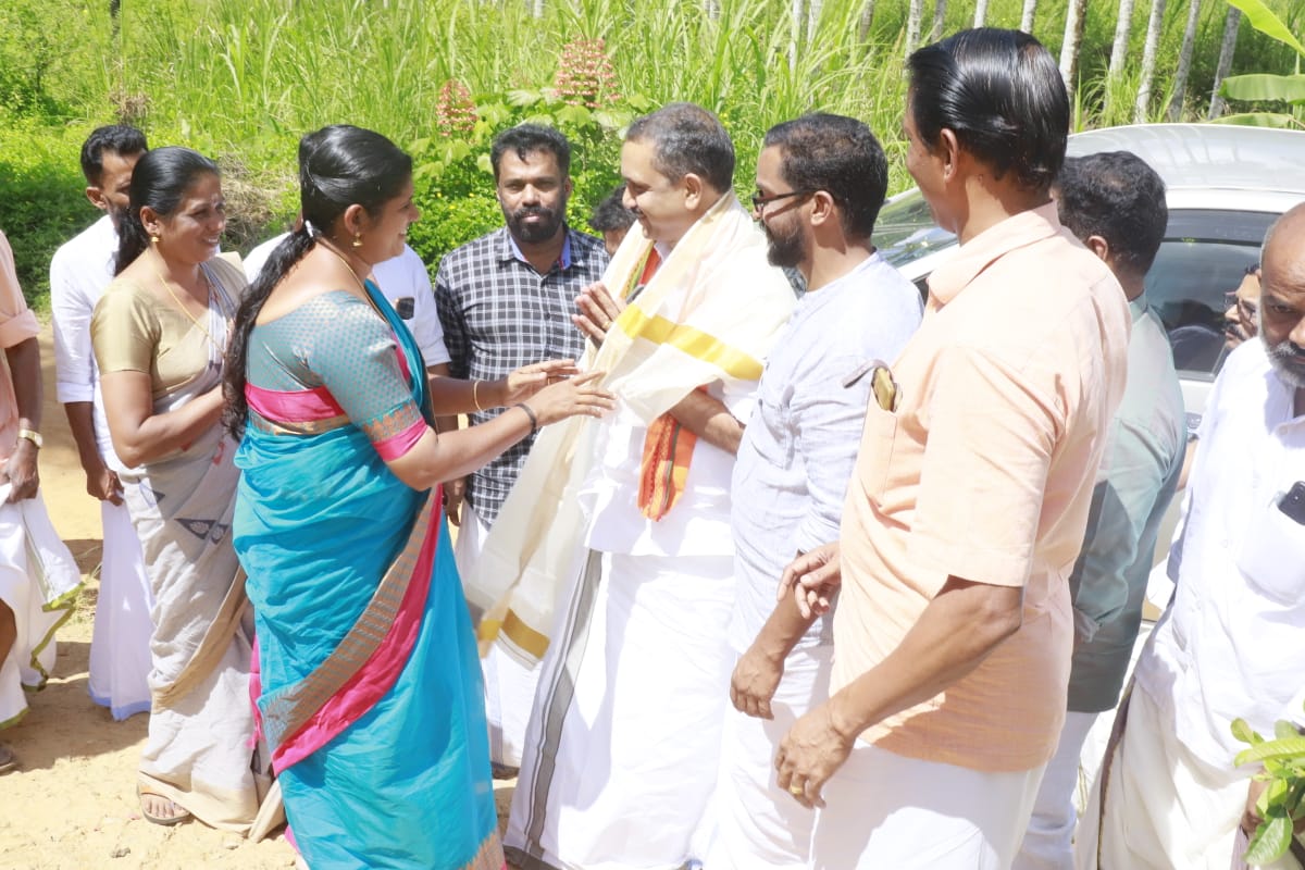 മുഖ്യമന്ത്രി കിം ജോങ് ഉന്നാകാൻ ശ്രമിക്കുന്നു: കെ.സുരേന്ദ്രൻ