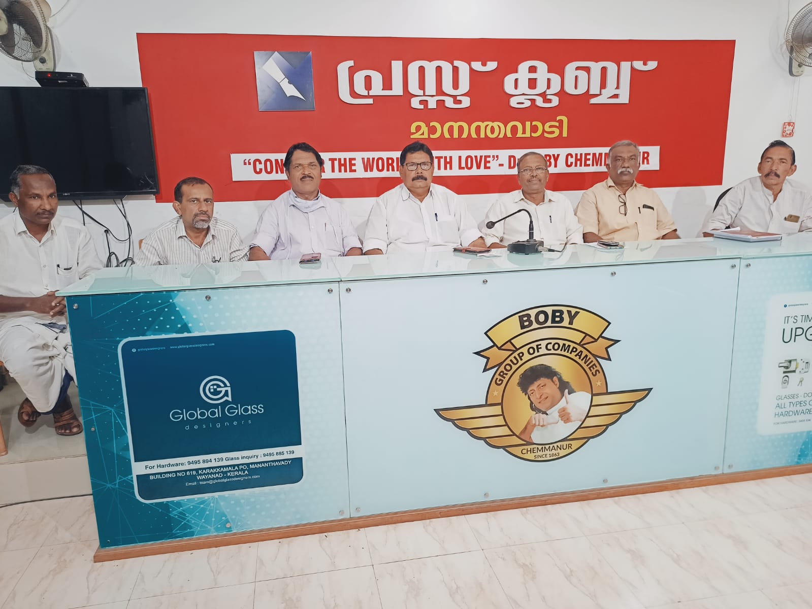 പന്നി കർഷകരുടെ കടബാധ്യത സർക്കാർ ഏറ്റെടുക്കണം- കോൺഗ്രസ്