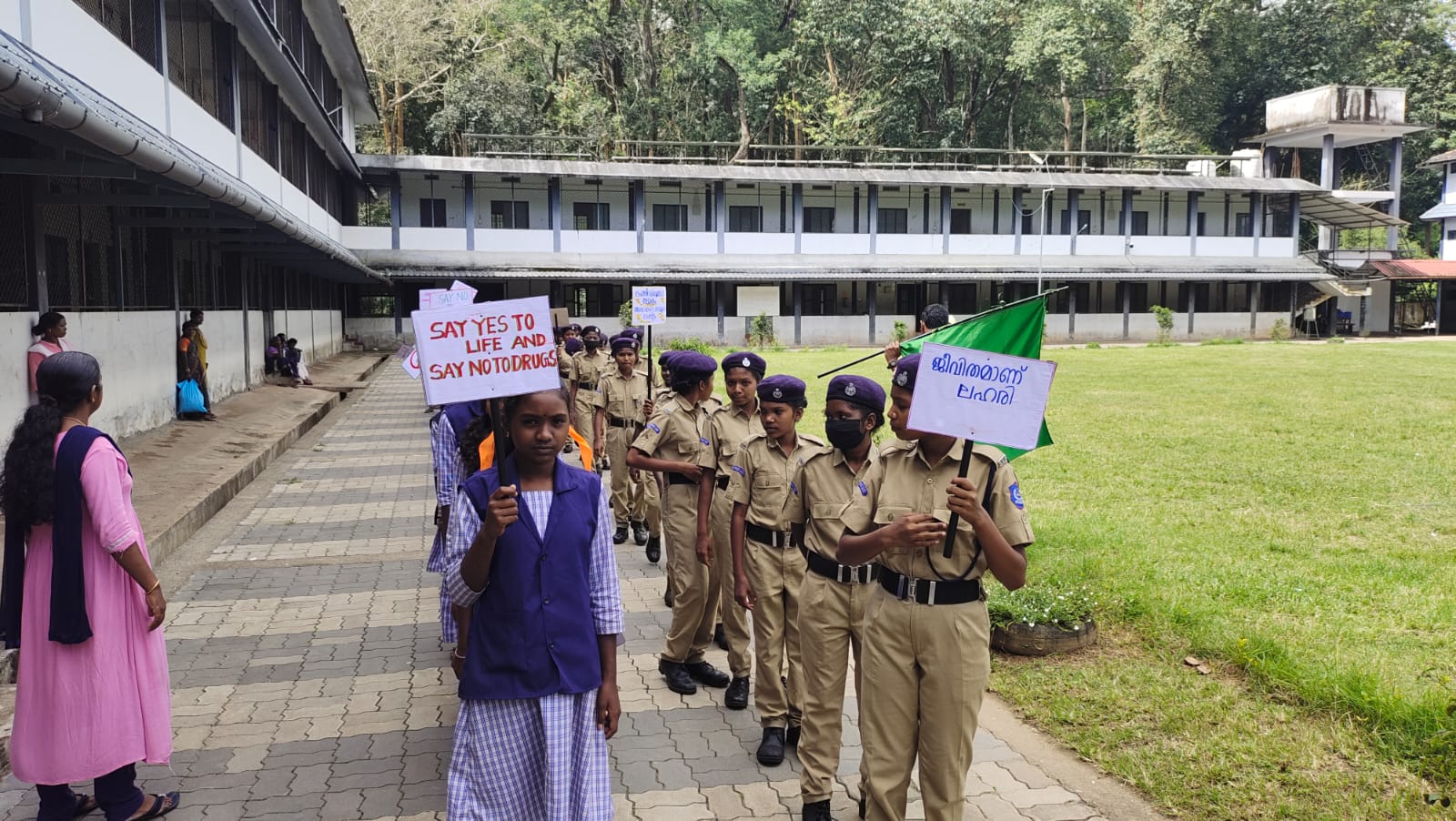 ലഹരി വിരുദ്ധ റാലി സംഘടിപ്പിച്ചു