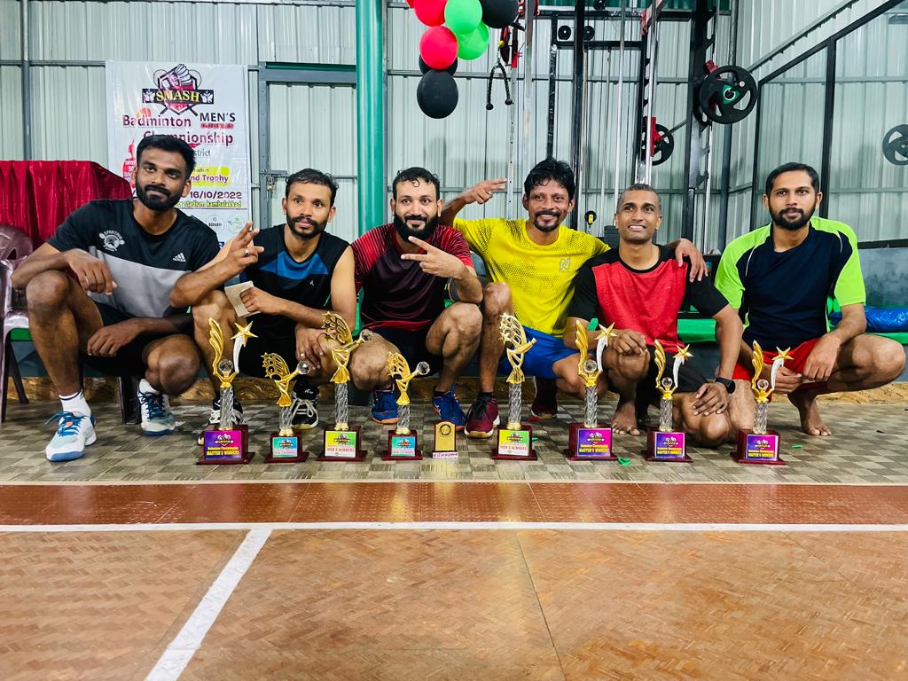 സ്മാഷ് കമ്പളക്കാട് സംഘടിപ്പിച്ച അഖില വയനാട് ബി ലെവൽ ബാഡ്മിന്റൺ ടൂർണമെന്റ് സമാപിച്ചു