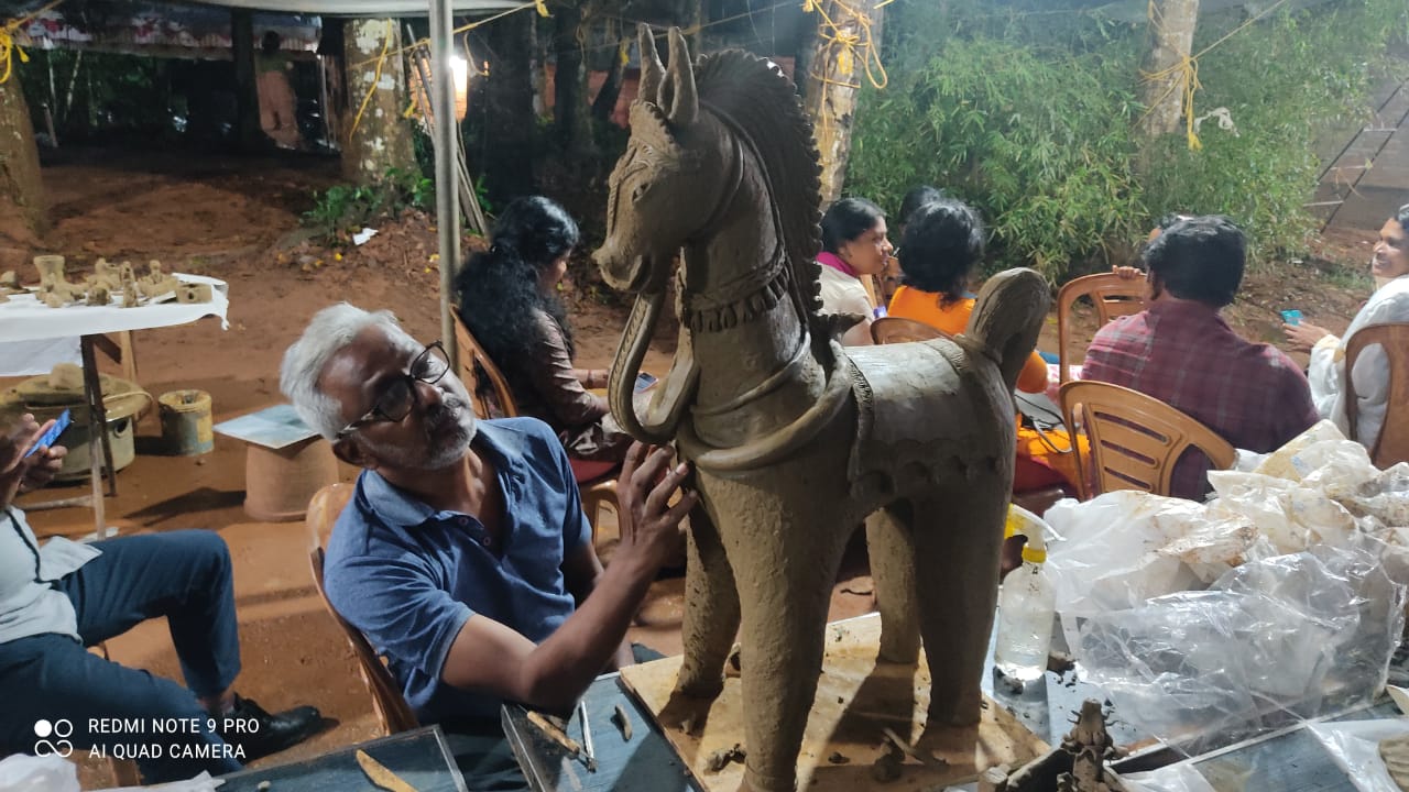 കളിമണ്ണില്‍ വിരിഞ്ഞത് ജീവിതങ്ങള്‍; ‘ചമതി’ സമാപിച്ചു
