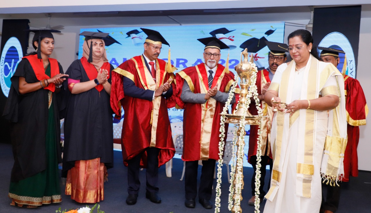 ഡോ മൂപ്പൻസ് കോളേജ് ഓഫ് ഫാർമസിയിൽ ബിരുദ ദാനം നടന്നു