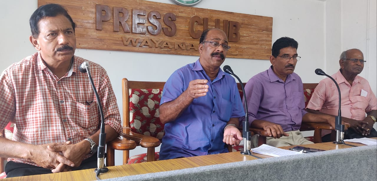 സൈനികനെ മർദ്ദിച്ച് തടവിലാക്കിയതിനെതിരെ എക്സ് സർവീസ് ലീഗ് പ്രവർത്തകർ നാളെ കലക്ട്രേറ്റ് മാർച്ചും ധർണ്ണയും നടത്തും 