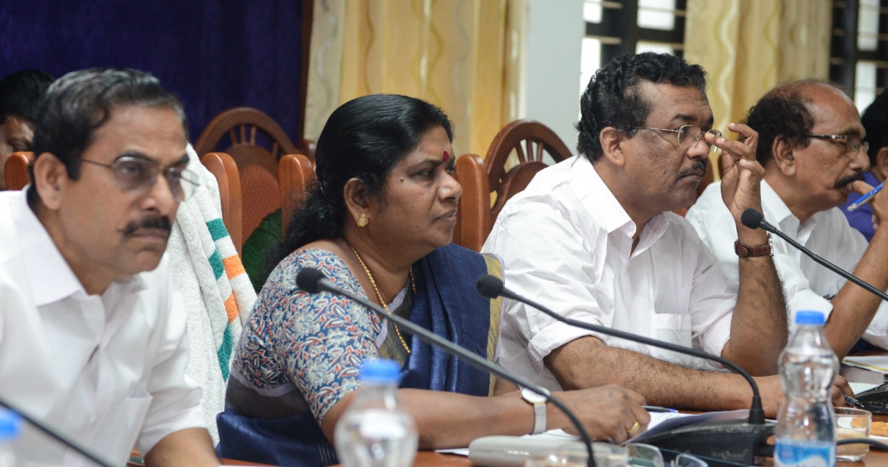 കന്നുകാലി ത്തീറ്റ, കോഴിത്തീറ്റ നിയന്ത്രണ ബില്‍;കര്‍ഷകരുടെ താല്‍പ്പര്യങ്ങള്‍ സംരക്ഷിക്കും – മന്ത്രി ജെ. ചിഞ്ചുറാണി