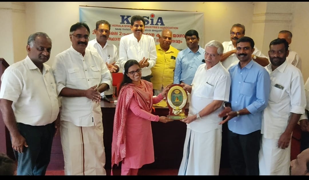 കൂടുതൽ വ്യവസായ സംരംഭങ്ങൾ വളരണം: വി.കെ.സി. മമ്മദ് കോയ.