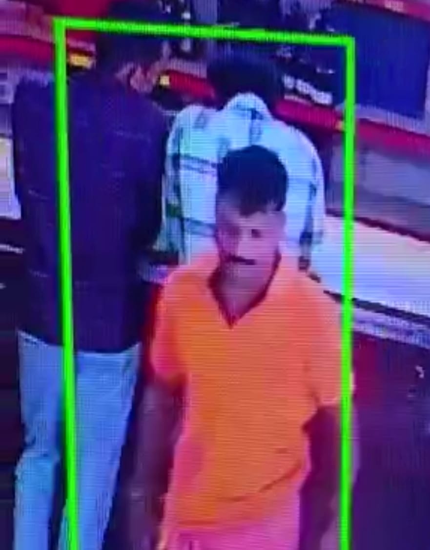 മദ്യമോഷ്ടാവ് സി സി.ടി.വി.യിൽ കുടുങ്ങി: പോലീസ് പൊക്കി