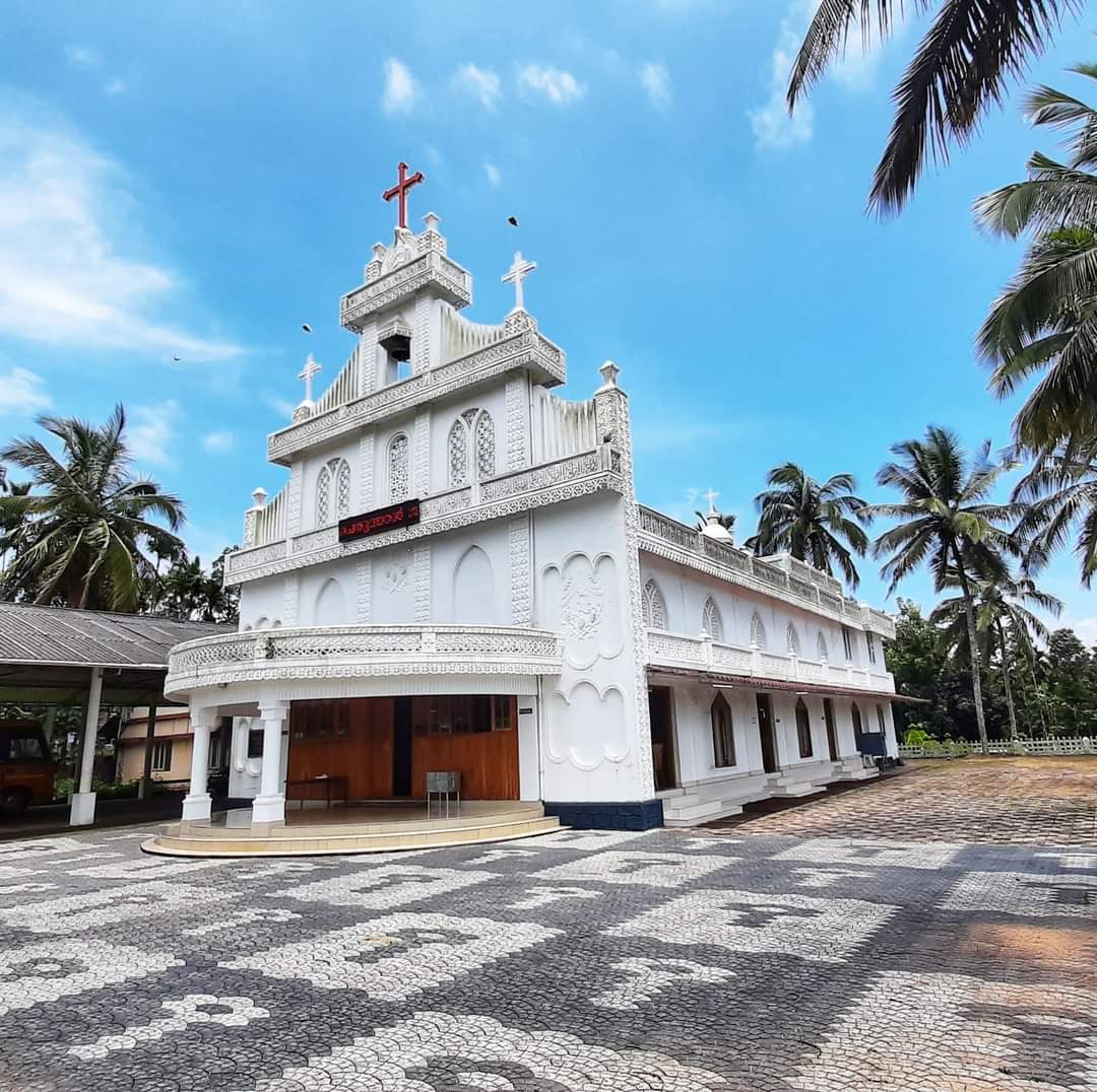 ചീയാമ്പം പള്ളിയിൽ ഓർമ്മ പെരുന്നാളിന് ഒരുക്കങ്ങൾ ആരംഭച്ചു