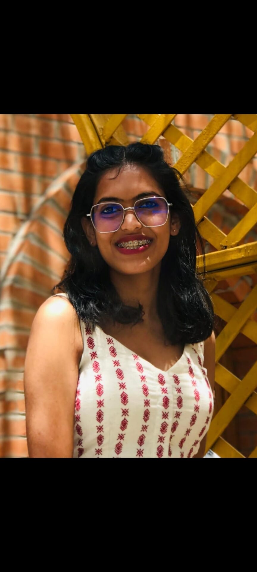 പോസ്റ്റർ രചന മത്സരത്തിൽ ഒന്നാം സ്ഥാനം കരസ്ഥമാക്കി അൽന ജോൺസൺ