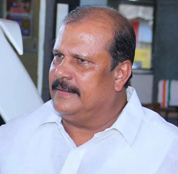 എച്ച്.ആർ.ഡി.എസ് വേദിയിൽ പി.സി.ജോർജിന്റെ വിദ്വേഷ പ്രസംഗം:പൊലീസ് റിപ്പോർട്ട് തേടി കോടതി