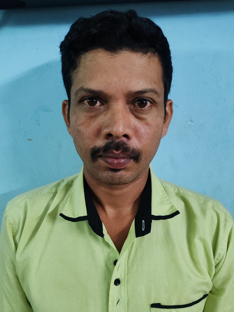 വില്പ്പനക്കായി സൂക്ഷിച്ച 5.5 ലിറ്റര് വിദേശമദ്യവുമായി ഒരാള് പിടിയില്