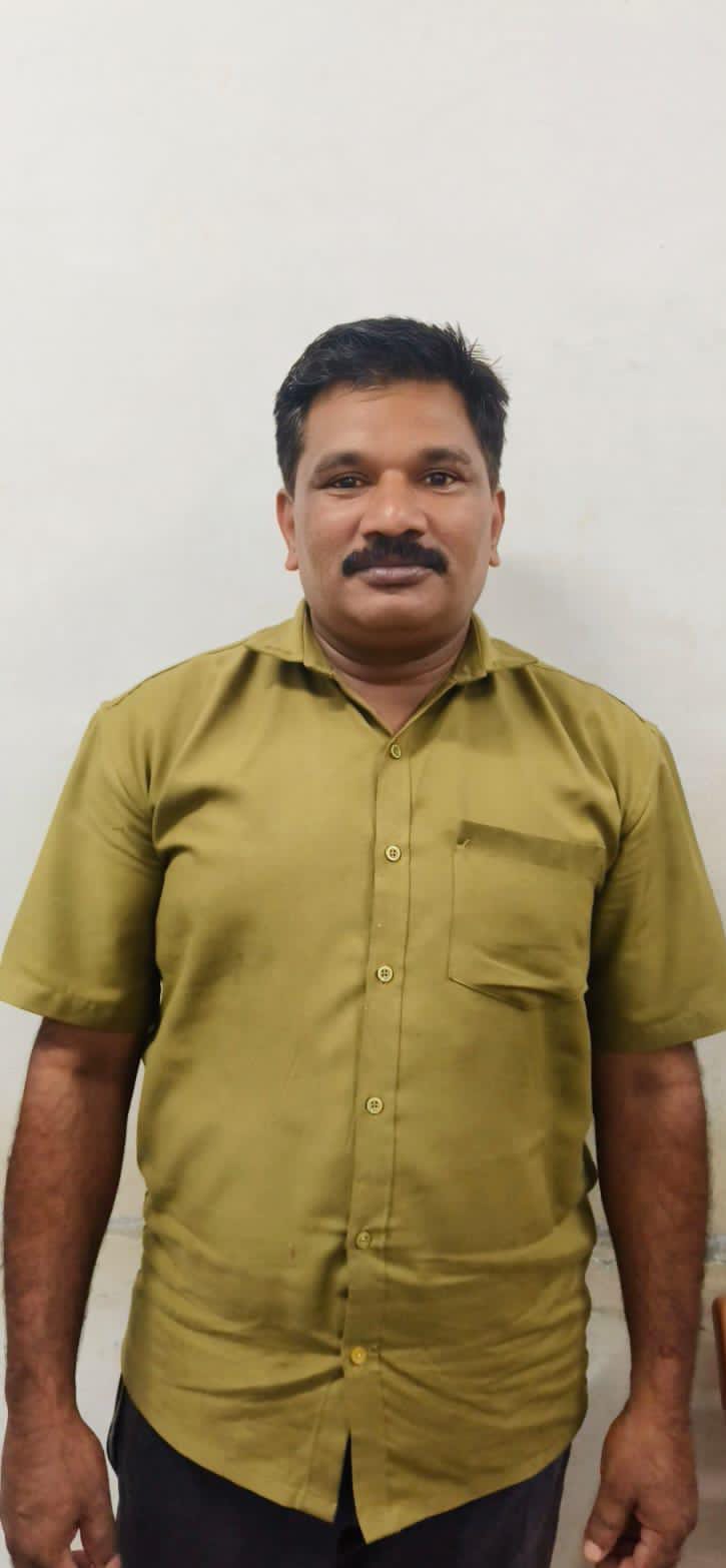 വീട്ടിലെ കിടപ്പുമുറിയിലും ഓട്ടോയിലും കഞ്ചാവ്; കല്‍പ്പറ്റയിലെ ലഹരിവില്‍പ്പനക്കാരില്‍ പ്രധാനി പിടിയില്‍:രണ്ടേകാല്‍ കിലോയോളം കഞ്ചാവ് പിടിച്ചെടുത്തു