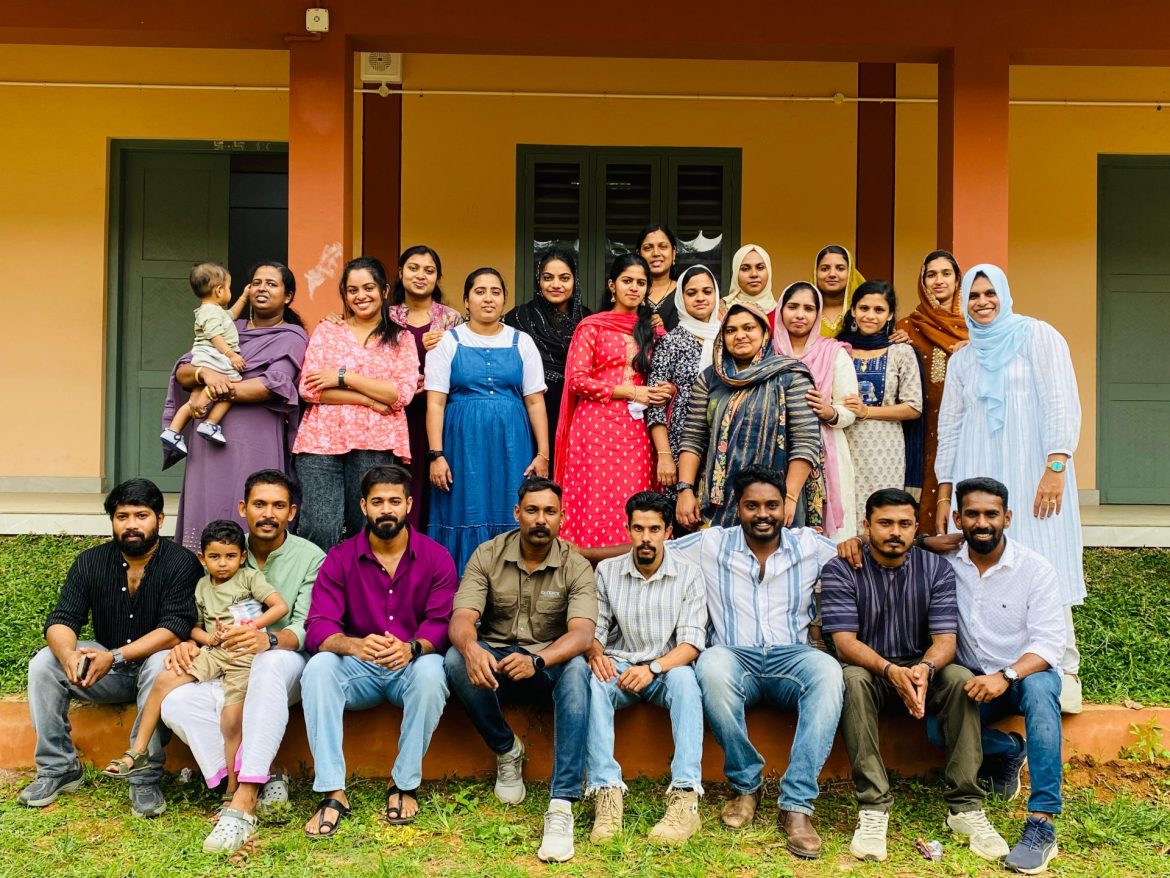 ഓർമ്മച്ചെപ്പ്:പൂർവ്വ വിദ്യാർത്ഥി സംഗമം നടത്തി