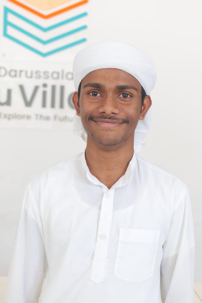 കുറ്റിക്കാട്ടൂരിന് സമീപം ബസ് സ്കൂട്ടറിൽ ഇടിച്ച് യുവാവ് മരിച്ചു സുഹൃത്തിന് പരിക്ക്