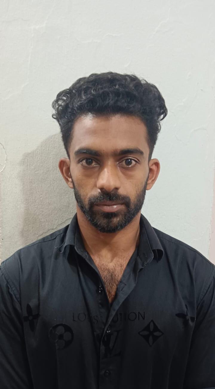 എം.ഡി.എം.എയുമായി ബസ് യാത്രികൻ പിടിയിൽ