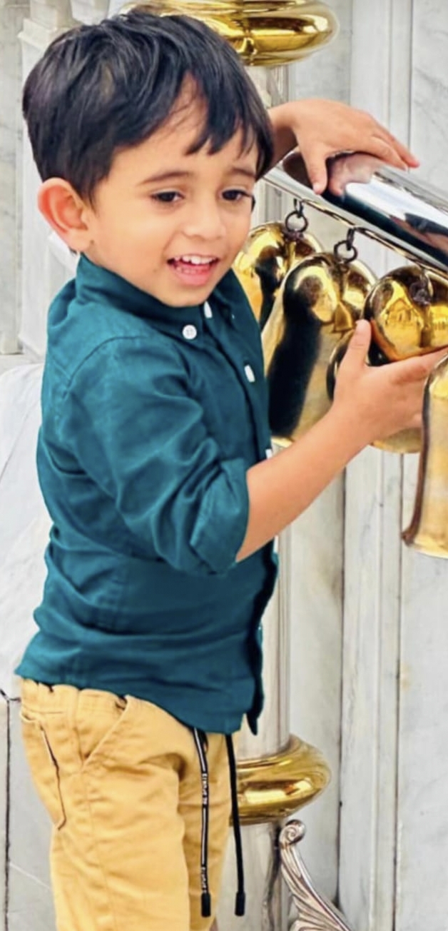 കർണാടക ബേഗൂരിൽ വയനാട് സ്വദേശികൾ സഞ്ചരിച്ച കാർ അപകടത്തിൽ പെട്ടു പരിക്കേറ്റ മൂന്ന് വയസ്സുകാരനും മരണപ്പെട്ടു:മരണം മൂന്നായി