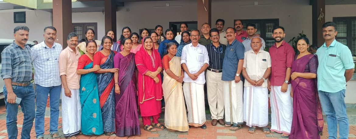 മാനന്തവാടി ബ്ലോക്ക്‌ പഞ്ചായത്ത് ഭരണസമിതി അംഗങ്ങൾക്ക് യാത്രയായപ്പ്നൽകി