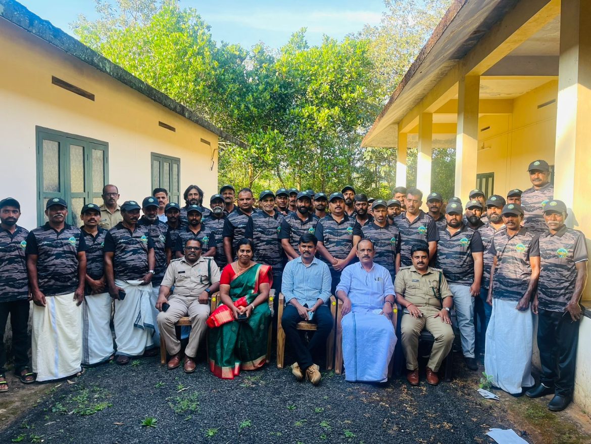 മനുഷ്യവന്യജീവി സംഘർഷ ലഘൂകരണം,നോർത്ത് വയനാട് ഡിവിഷനിലെ PRT അംഗങ്ങൾക്കുള്ള പരിശീലന ക്ലാസ് സംഘടിപ്പിച്ചു