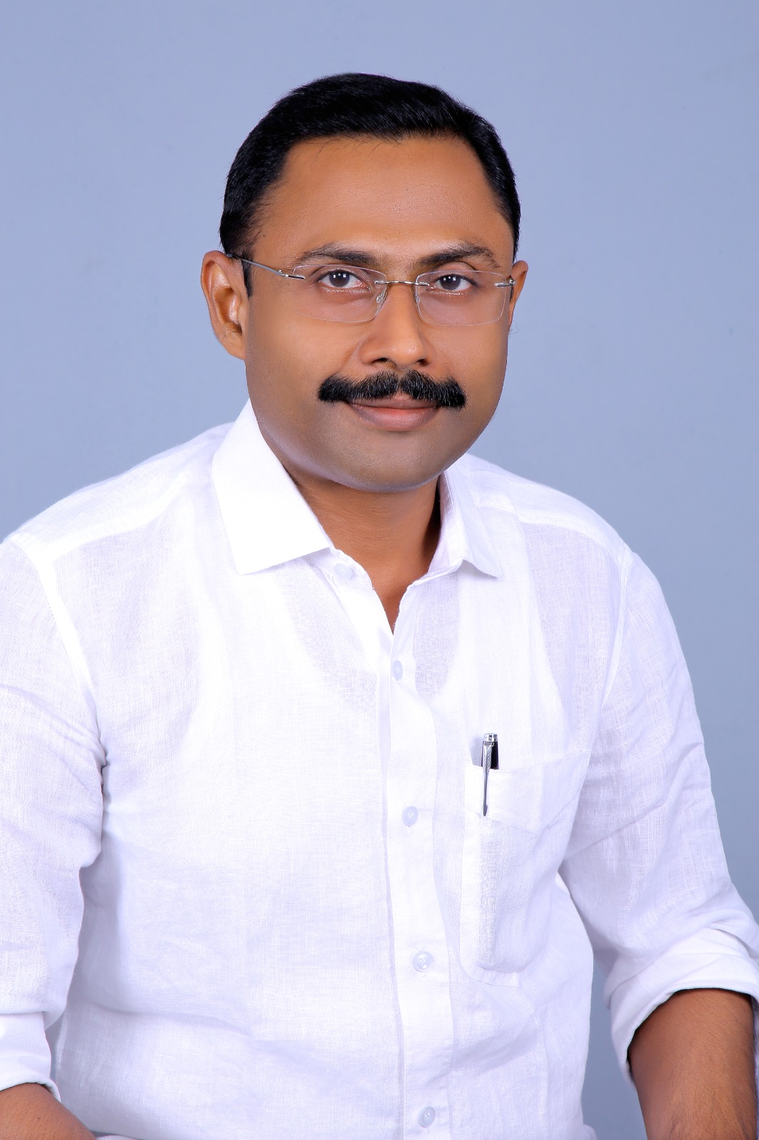 എൽഡിഎഫ് കോട്ടയായ കൈപ്പമംഗലം പിടിക്കാൻ യുഡിഎഫിന്റെ ‘മാസ്റ്റർ പ്ലാൻ’; പൊളിറ്റിക്കൽ സൈക്കോളജിസ്റ്റ് അഡ്വ.അവനീഷ് കോയിക്കര സ്ഥാനാർത്ഥിയായേക്കും