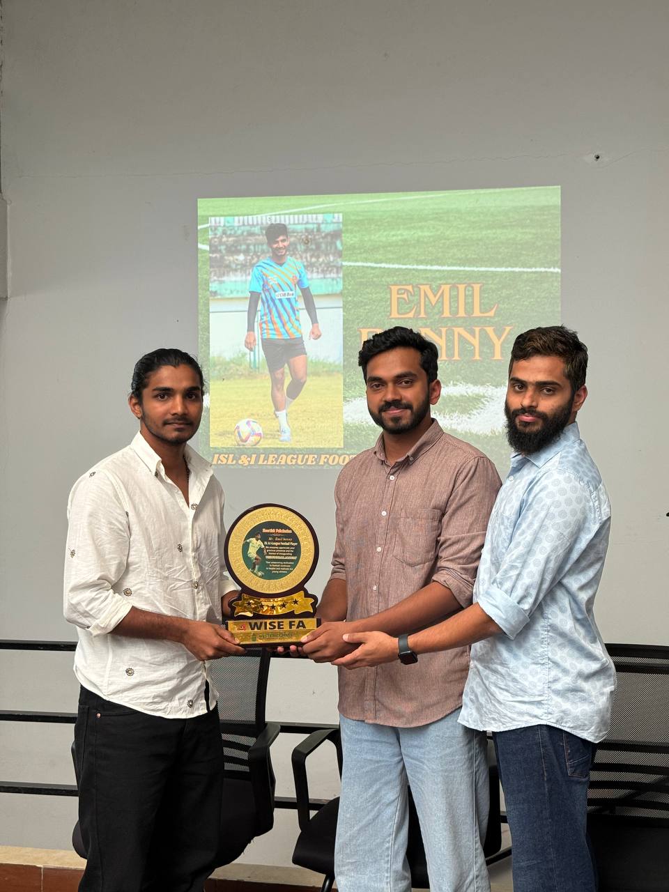 വൈസ് ഫുട്ബോൾ അക്കാദമി ഉദ്ഘാടനം ചെയ്തു; എമിൽ ബെന്നി ജേഴ്സി പ്രകാശനം നിർവ്വഹിച്ചു