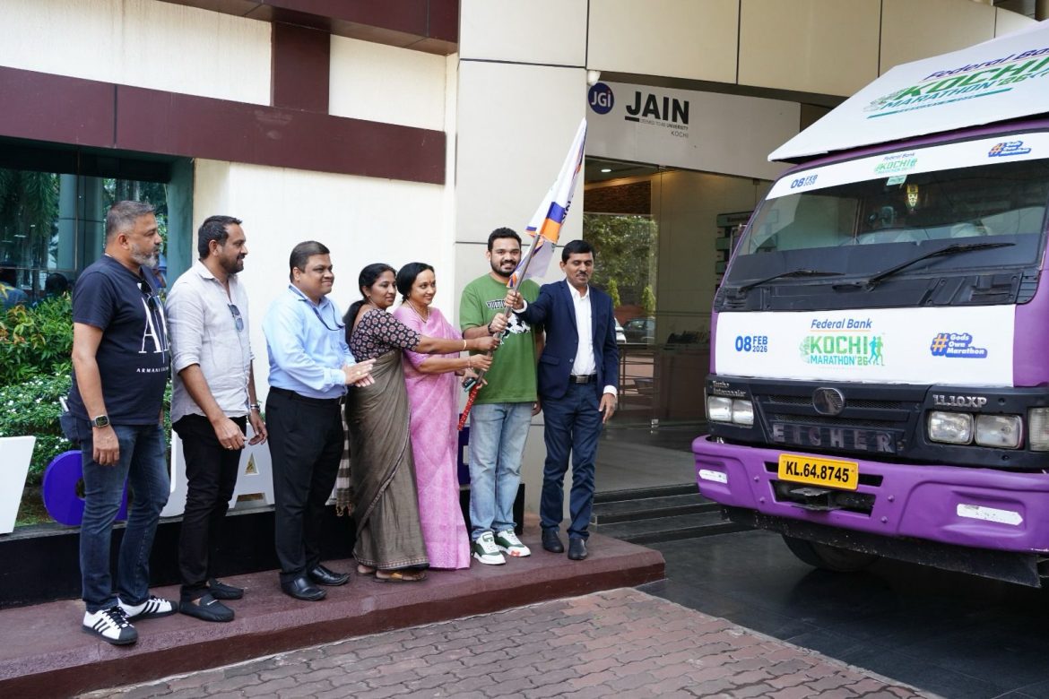 നാലാമത് ഫെഡറൽ ബാങ്ക് കൊച്ചി മാരത്തൺ: റോഡ് ഷോ ഫ്ലാഗ് ഓഫ് ചെയ്തു