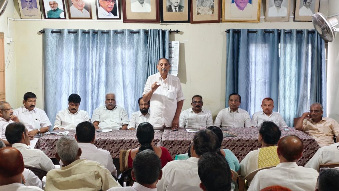 യു ഡി എഫ് സ്ഥാനാര്‍ഥികളുടെ വിജയത്തിനായി നൂറ് അംഗ കര്‍മ്മസമിതിക്ക് രൂപം നല്‍കും