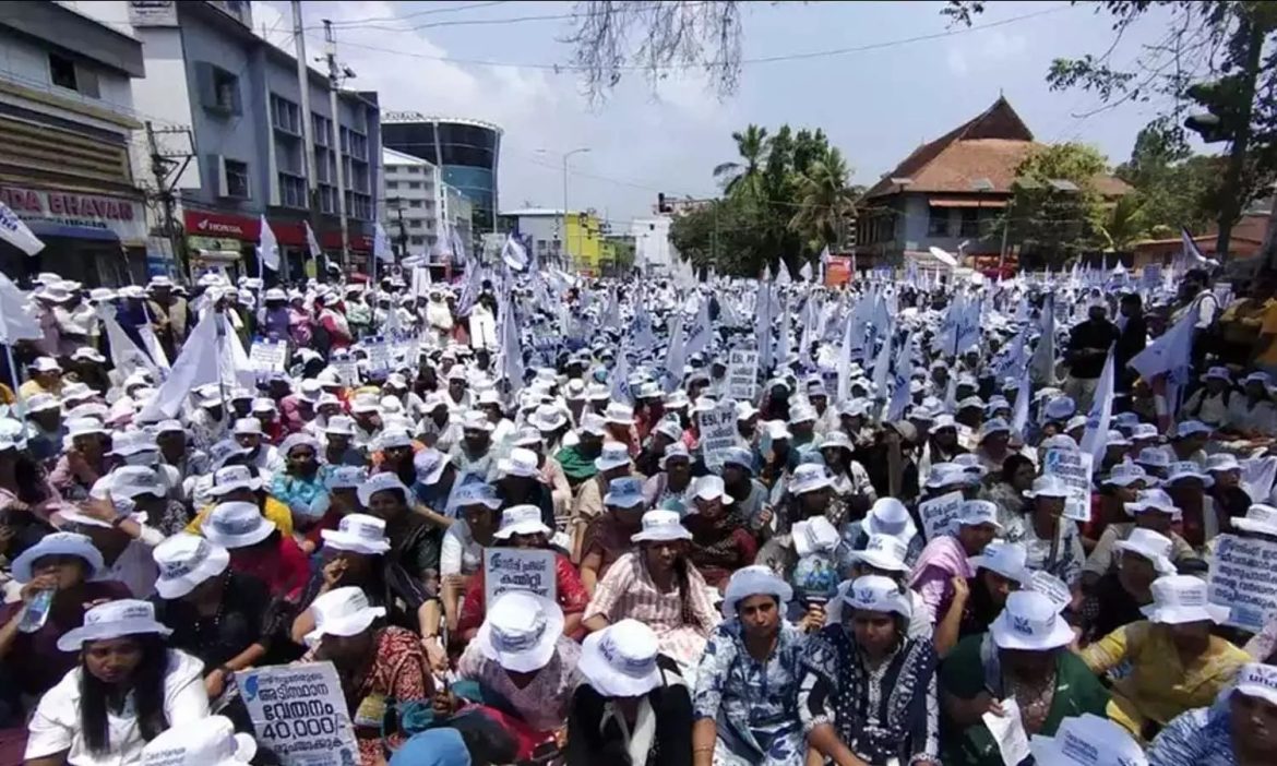 സ്വകാര്യ ആശുപത്രികളിലെ നഴ്സുമാരുടെ സമരം;മധ്യസ്ഥ ചർച്ച പരാജയം