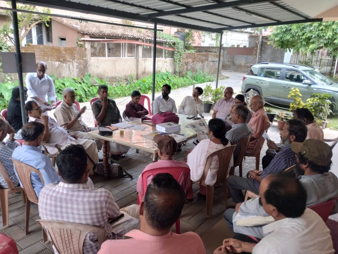 പശ്ചിമഘട്ട സംരക്ഷണത്തിന്നും കാലാവസ്ഥാ അടിന്തിരാവസ്ഥയ്ക്കും ഊന്നൽ നൽകണം