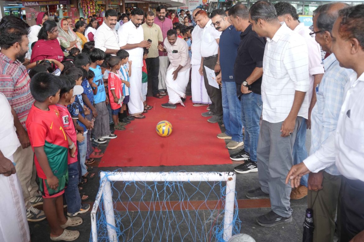 ലഹരിക്കെതിരെ “ആയിരം ഗോൾ” അടിച്ച് വിദ്യാർത്ഥികൾ